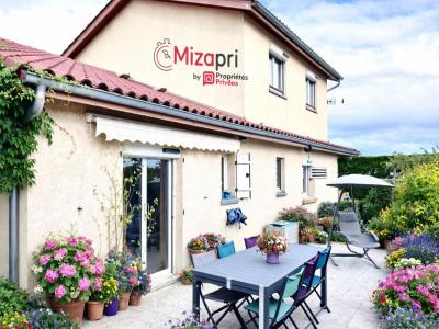 For sale Longessaigne 7 rooms 158 m2 Rhone (69770) photo 0