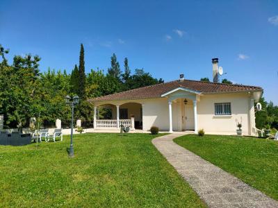 For sale Yvrac 7 rooms 170 m2 Gironde (33370) photo 0