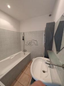 For sale Bastide-des-jourdans 3 rooms 61 m2 Vaucluse (84240) photo 4