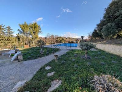 Annonce Vente 5 pi�ces Maison Tour-d'aigues 84