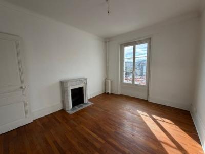 Acheter Appartement 79 m2 Saint-etienne