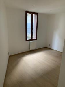 Louer Appartement Cluses 810 euros