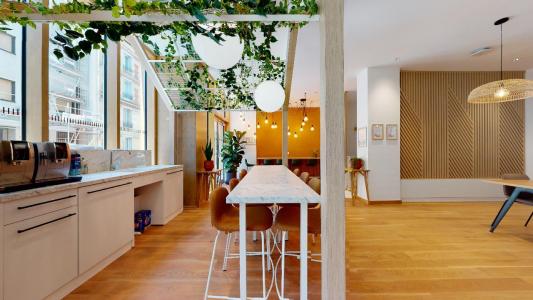 Louer Appartement 515 m2 Paris-17eme-arrondissement