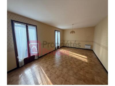 For sale Cosne-cours-sur-loire 4 rooms 101 m2 Nievre (58200) photo 1