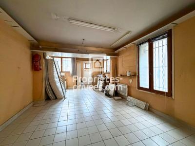 For sale Tours 6 rooms 147 m2 Indre et loire (37000) photo 2
