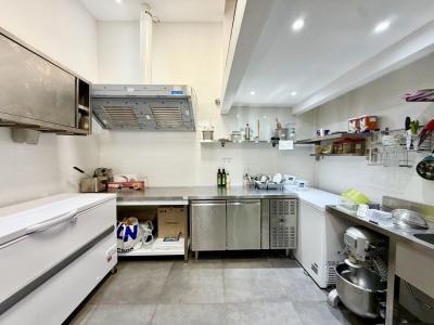 Acheter Local commercial Aix-en-provence 180000 euros