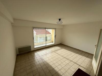 For rent Sables-d'olonne 2 rooms 38 m2 Vendee (85100) photo 0