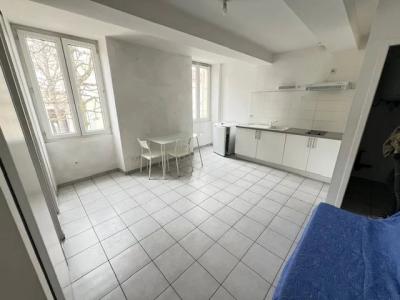 Louer Appartement Auch 340 euros