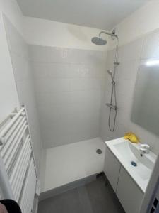 For rent Bourget 2 rooms 32 m2 Seine saint denis (93350) photo 2
