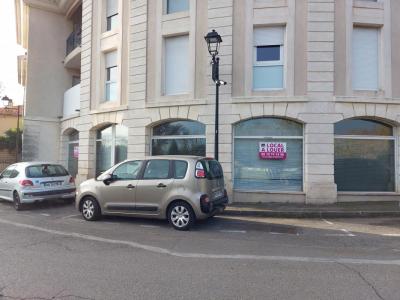 Louer Local commercial 253 m2 Nimes