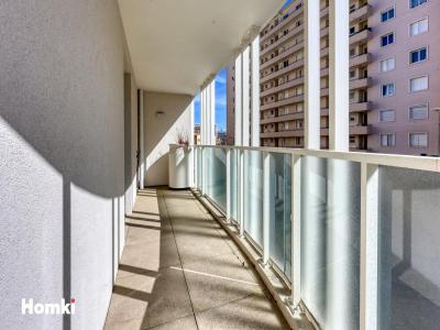 Acheter Appartement Toulon 204800 euros