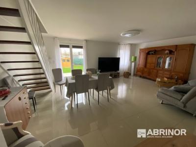 For sale Tourcoing 4 rooms 77 m2 Nord (59200) photo 3