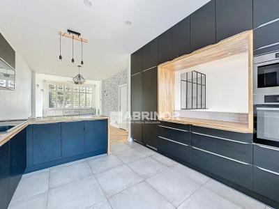 For sale Wattrelos 8 rooms 218 m2 Nord (59150) photo 1