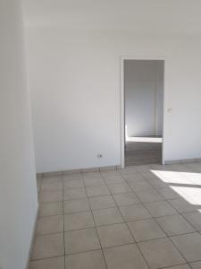 Louer Appartement Tassin-la-demi-lune 702 euros