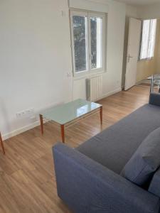 Annonce Location 2 pi�ces Appartement Champagne-au-mont-d'or 69