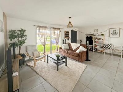 For sale Bignoux 3 rooms 73 m2 Vienne (86800) photo 0