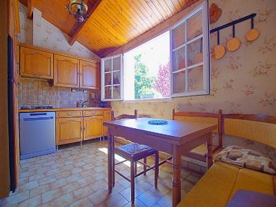 For sale 300M DES COMMERCES 4 rooms 93 m2 Vendee (85340) photo 3