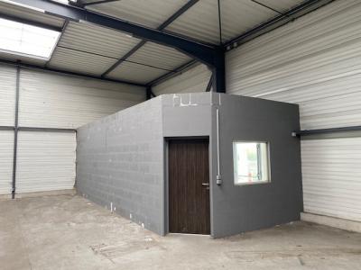 Acheter Commerce 1100 m2 Guichainville