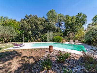 Acheter Maison 217 m2 Vezenobres