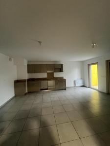 For rent Grenoble 4 rooms 89 m2 Isere (38000) photo 1