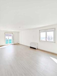 For sale Mezire 4 rooms 83 m2 Belfort (90120) photo 0