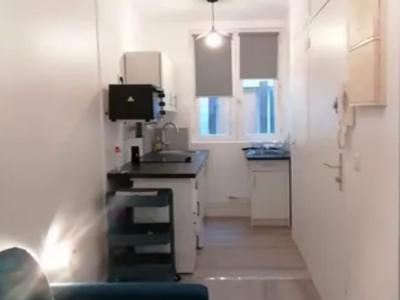 Louer Appartement 18 m2 Paris-9eme-arrondissement