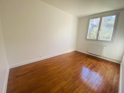 For rent Mantes-la-ville 3 rooms 64 m2 Yvelines (78200) photo 3