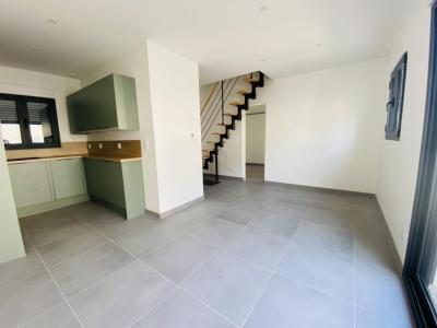 For rent Mantes-la-ville 3 rooms 48 m2 Yvelines (78200) photo 2