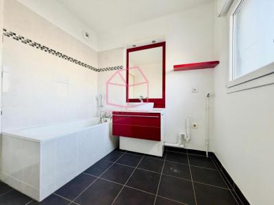 For sale Choisy-le-roi 3 rooms 61 m2 Val de Marne (94600) photo 3