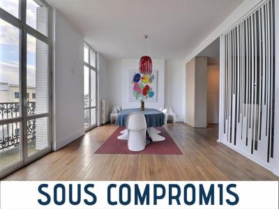 For sale Angers 7 rooms 229 m2 Maine et loire (49100) photo 0