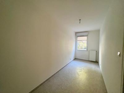 Acheter Appartement 77 m2 Beaurecueil