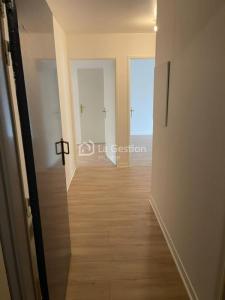 Louer Appartement 70 m2 Corbeil-essonnes