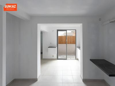 For rent Saint-pierre 1 room 20 m2 Reunion (97410) photo 0