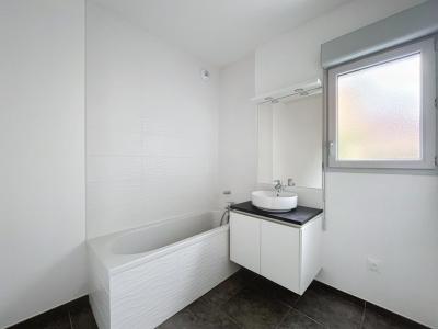 For rent Clermont-ferrand 3 rooms 63 m2 Puy de dome (63000) photo 3