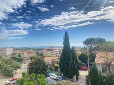Louer Appartement 86 m2 Saint-laurent-du-var