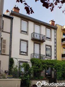 For rent Royat 1 room 25 m2 Puy de dome (63130) photo 1