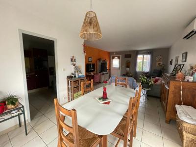 For sale Semussac 4 rooms 80 m2 Charente maritime (17120) photo 2