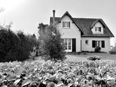 For sale Bignoux 5 rooms 135 m2 Vienne (86800) photo 0