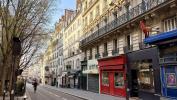 For sale Commercial office Paris-9eme-arrondissement  30 m2 2 pieces