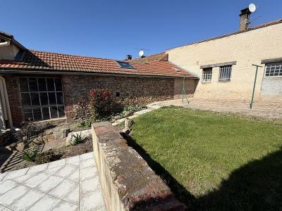 Annonce Location 7 pi�ces Maison Neronde 42