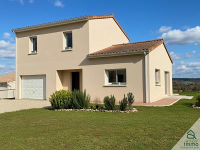 For sale Magnac-sur-touvre 4 rooms 106 m2 Charente (16600) photo 0