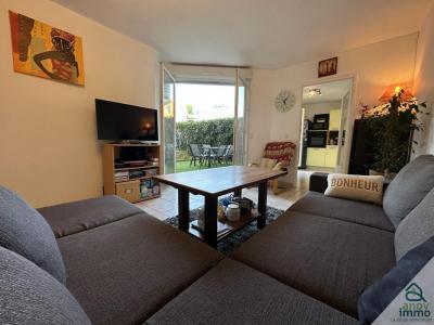 For sale Meyzieu 3 rooms 61 m2 Rhone (69330) photo 0