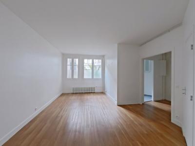 Annonce Location Appartement Paris-17eme-arrondissement 75
