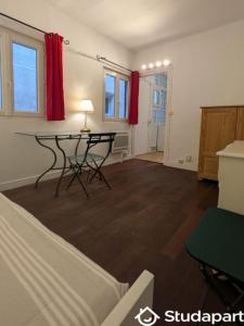 Annonce Location Appartement Paris-11eme-arrondissement 75