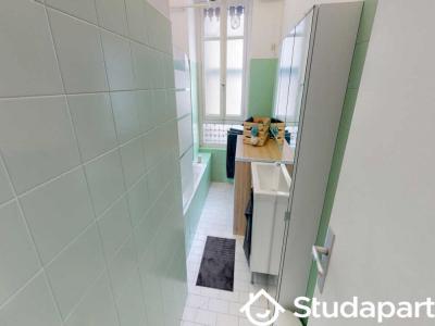 Louer Appartement Lyon-2eme-arrondissement 680 euros