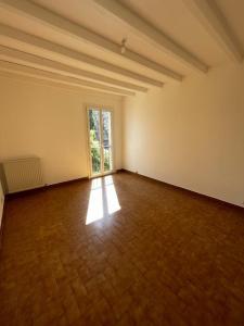 Louer Maison Villeneuve-les-avignon 1100 euros