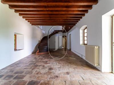 Acheter Maison 250 m2 Uzes