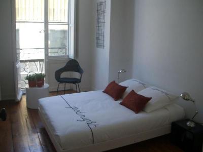 Louer Appartement Bordeaux 1330 euros