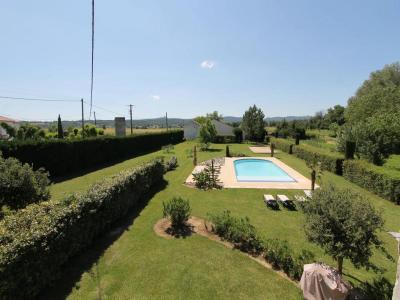 Acheter Maison 339 m2 Saint-jean-de-maruejols-et-aveja