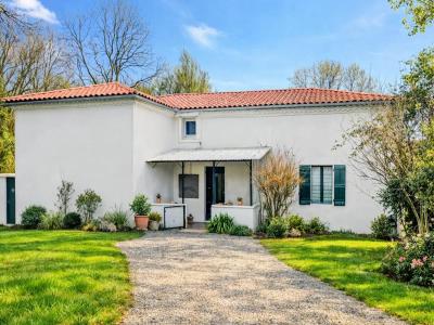 For sale Lacour 6 rooms 167 m2 Tarn et garonne (82190) photo 0